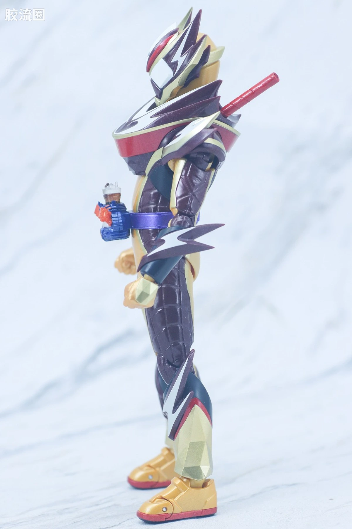 SHF 假面骑士限定版 假面骑士Valen/瓦伦 冰沙特装＆“松脆”效果配件套装 - 图片
